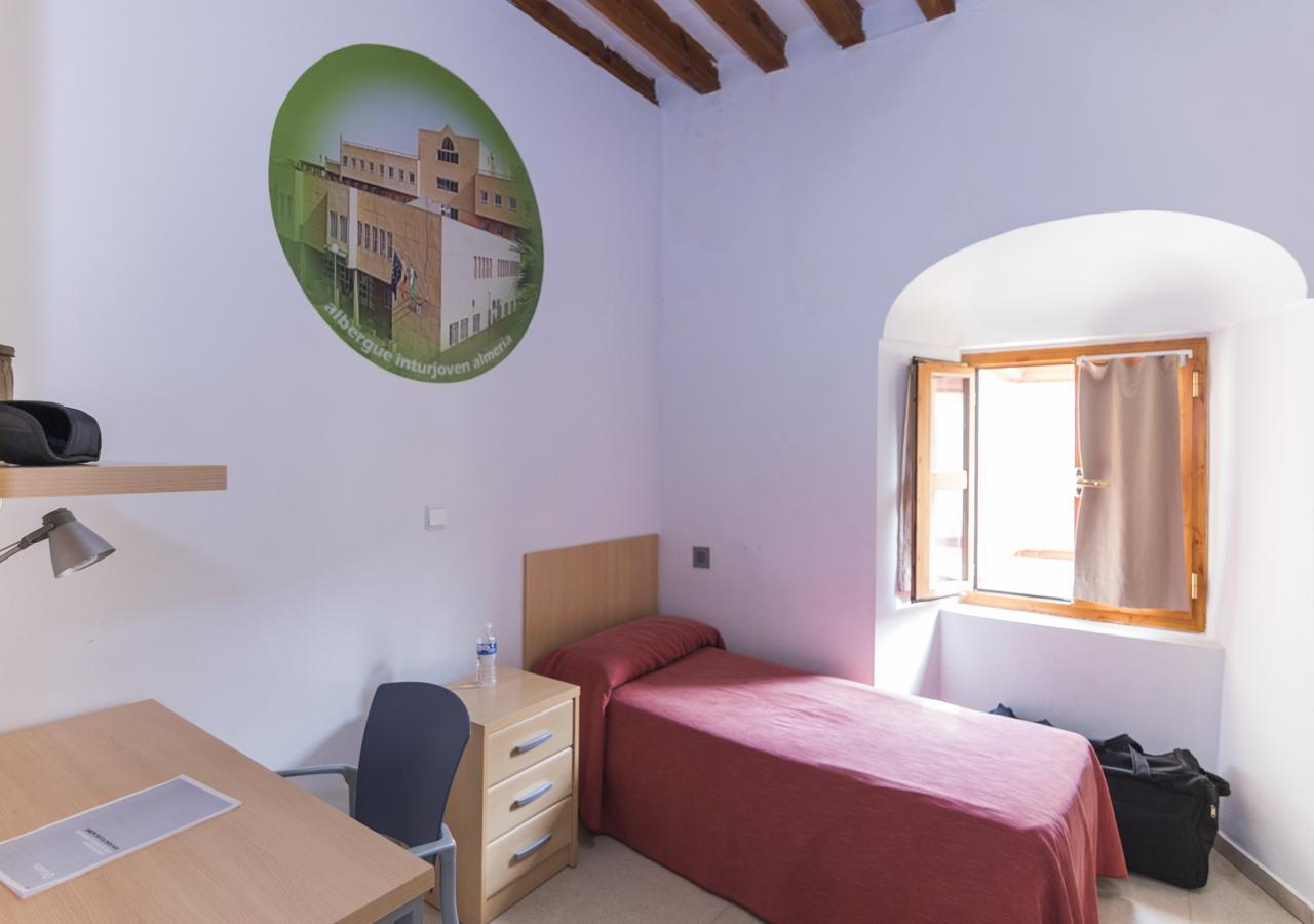 Albergue Inturjoven Córdoba Buitenkant foto