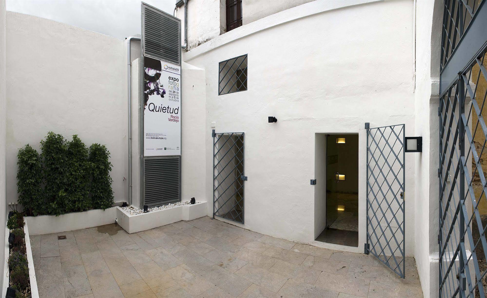 Albergue Inturjoven Córdoba Buitenkant foto
